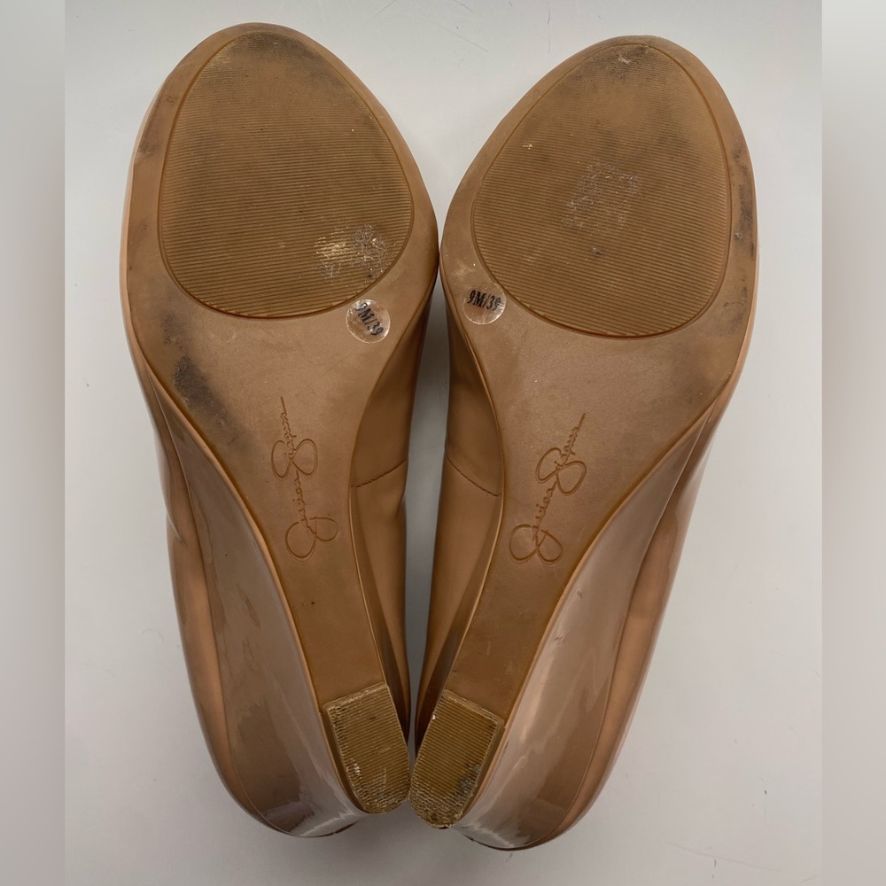 Jessica Simpson Nude Patent Leather Round Toe Wedge Heels 9/39 J - Picture 4 of 4